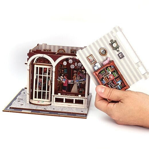 Book Store – 3D-modell i trä med LED